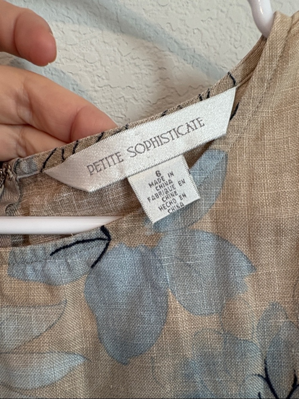 Vintage Linen Sleeveless Floral Midi Dress in Tan and Light Blue - Picture 2 of 4
